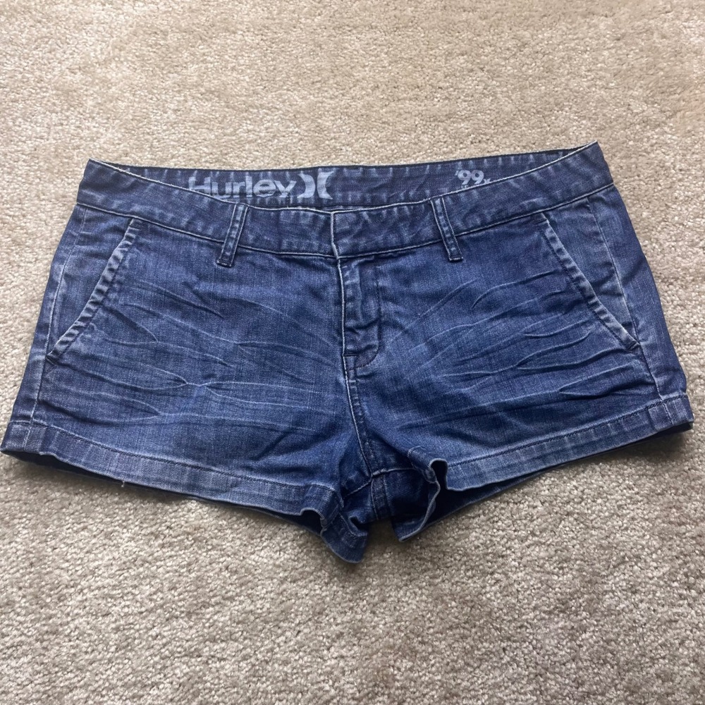 Hurley Womens Low Rise Denim Shorts Dark Wash Blue Size 99 29 Casual Surf Skate